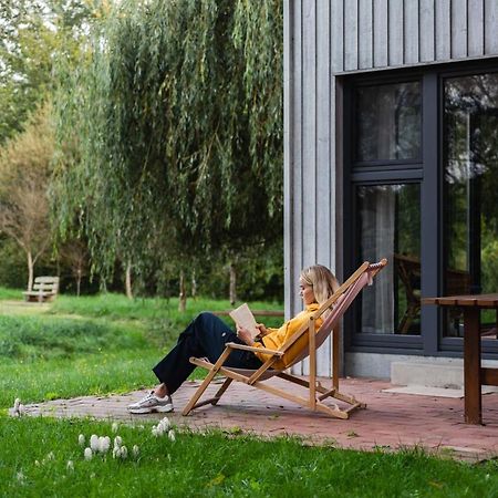Basiskulturfabrik Oeko-Hotel นอยชเตรลิทซ์ ภายนอก รูปภาพ