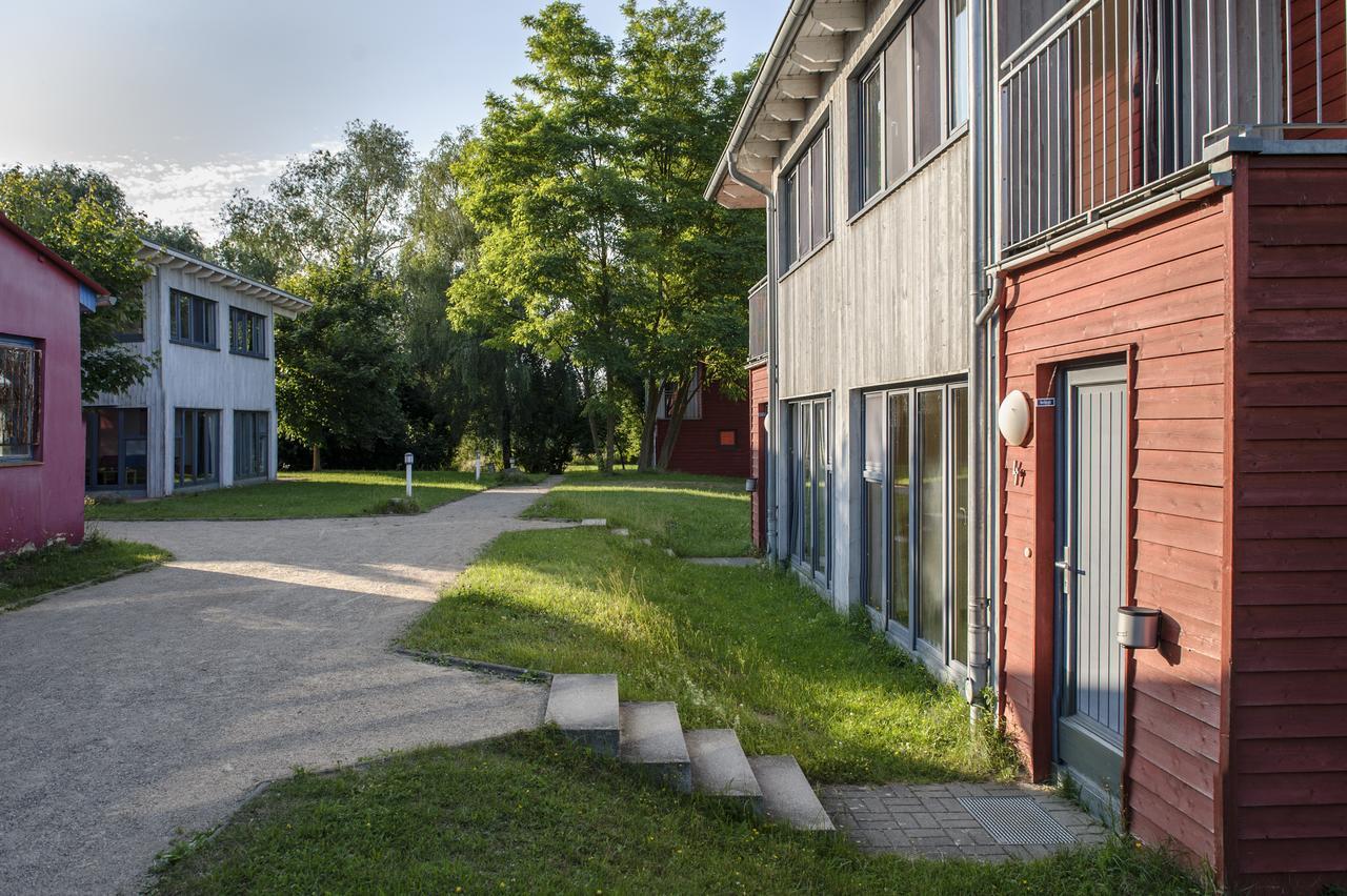 Basiskulturfabrik Oeko-Hotel นอยชเตรลิทซ์ ภายนอก รูปภาพ