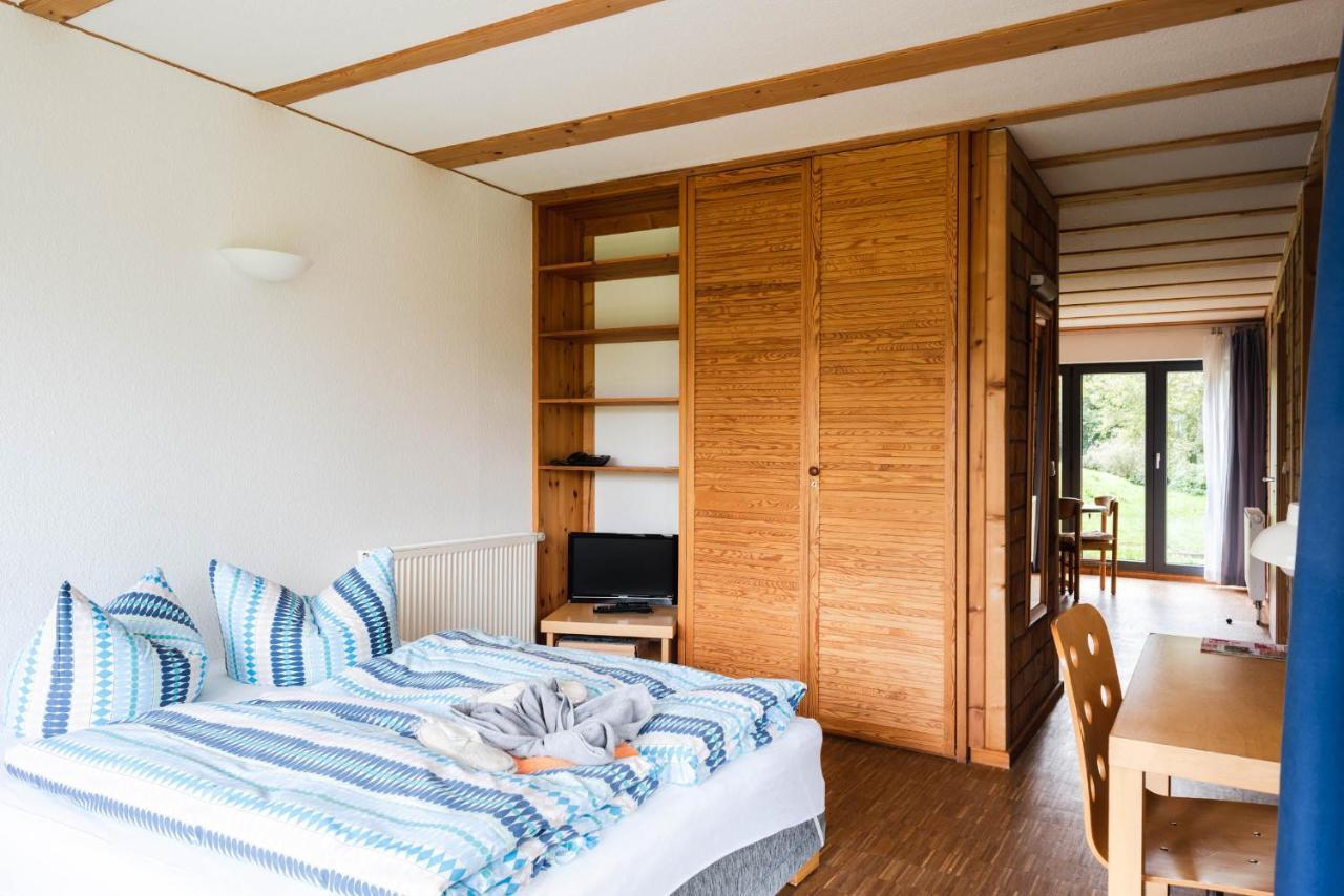 Basiskulturfabrik Oeko-Hotel นอยชเตรลิทซ์ ภายนอก รูปภาพ